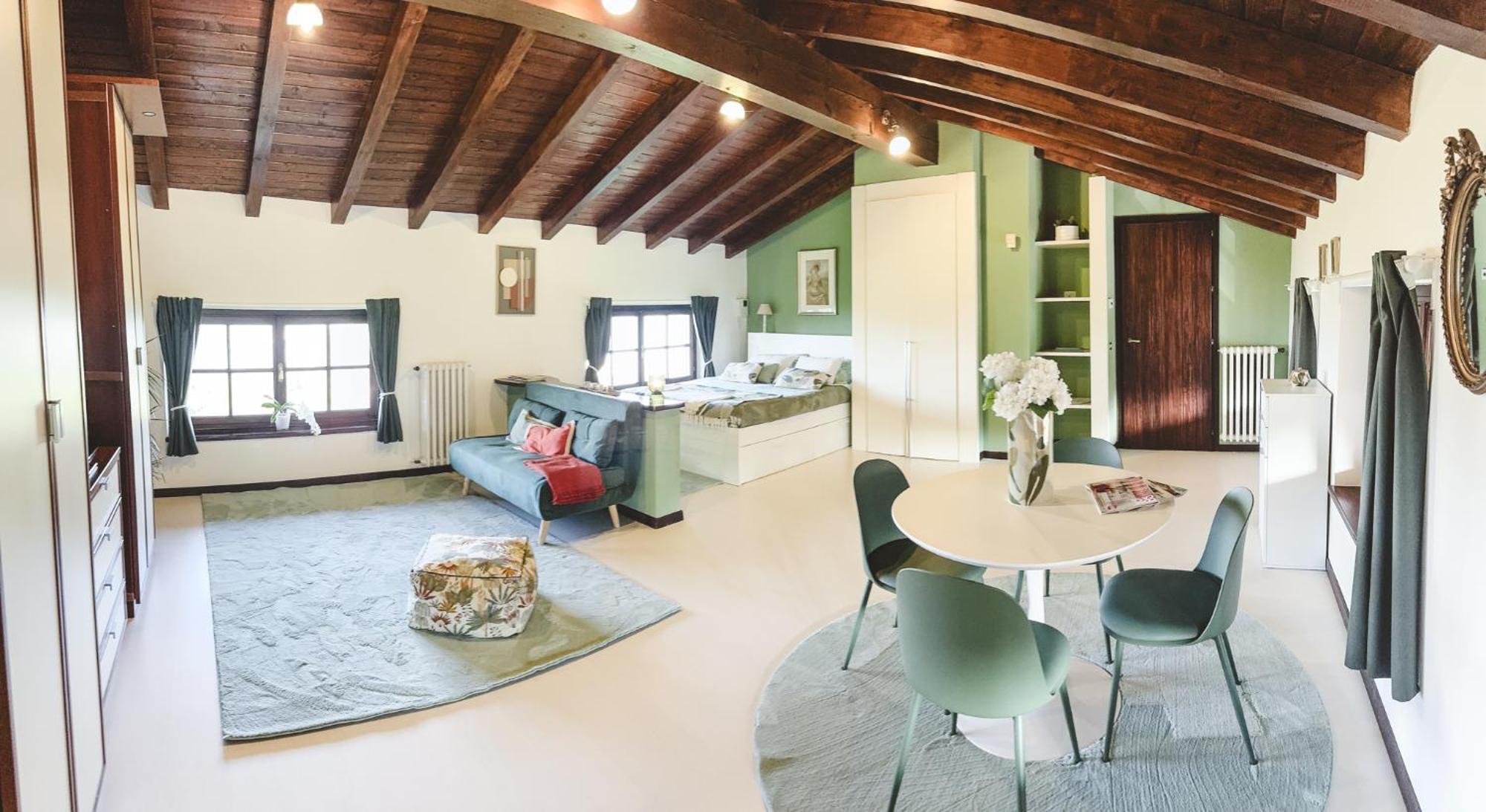 Belvedere Sul Lago Arona Luaran gambar